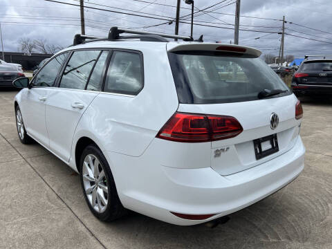2016 Volkswagen Golf SportWagen TSI SE