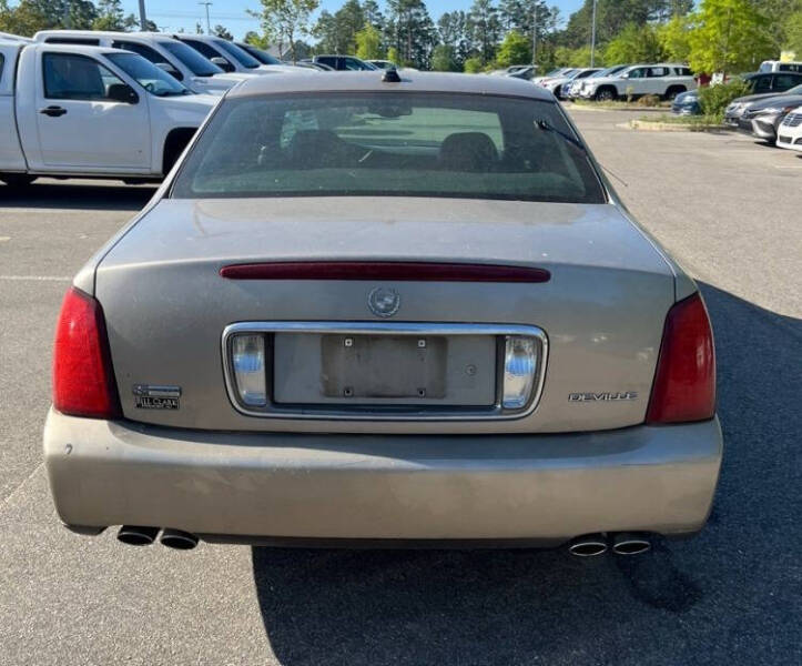 2004 Cadillac DeVille