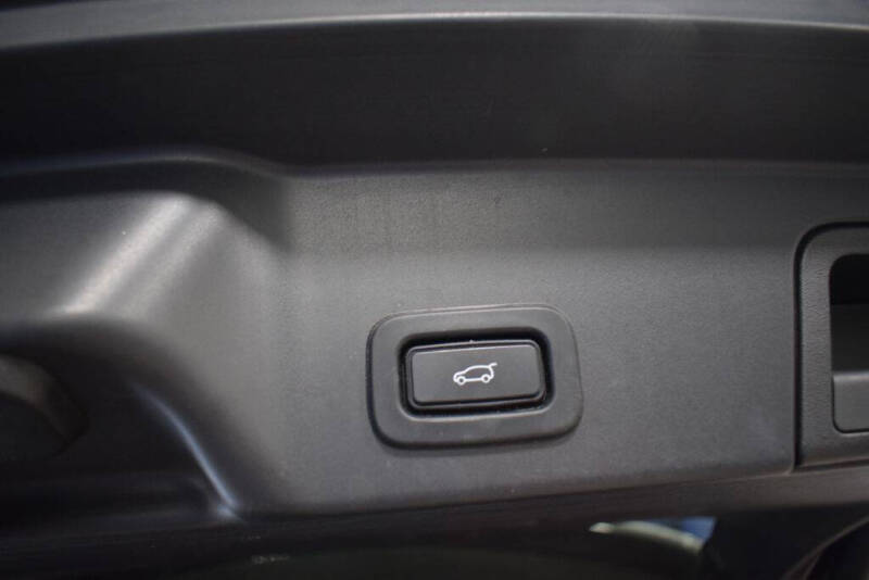 2020 Land Rover Range Rover Evoque SE