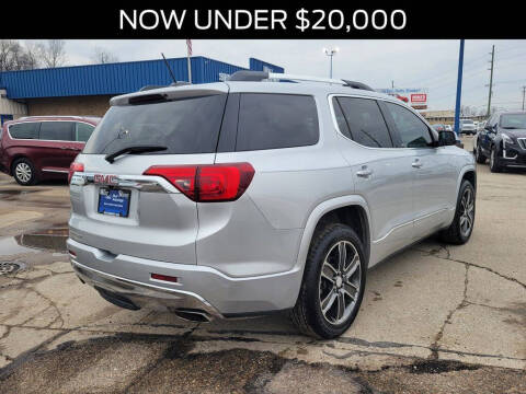 2017 GMC Acadia Denali
