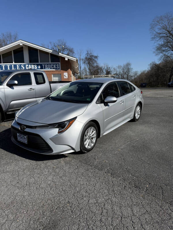 2023 Toyota Corolla LE's photo