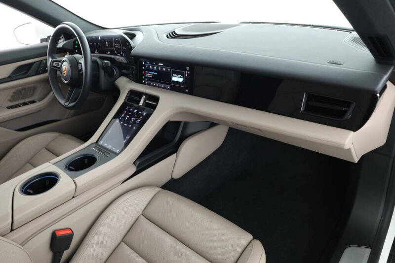 2022 Porsche Taycan 4S