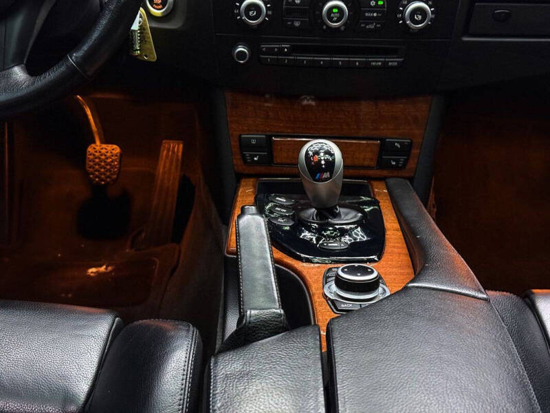 2010 BMW M5