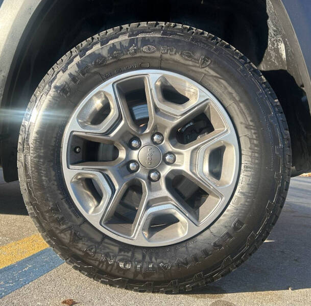 2019 Jeep Cherokee Trailhawk