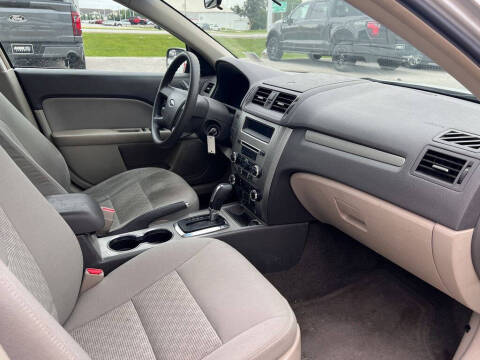 2011 Ford Fusion S