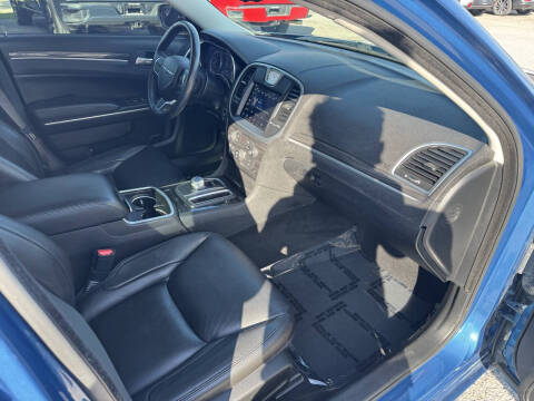 2021 Chrysler 300 Touring