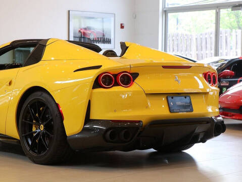 2021 Ferrari 812 GTS