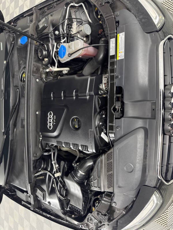 2016 Audi A4 2.0T quattro Premium Plus