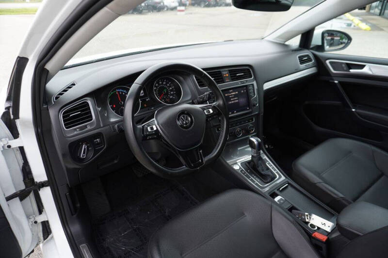 2016 Volkswagen e-Golf SEL Premium