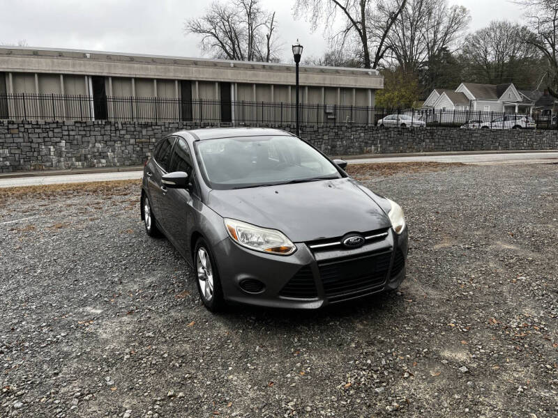 2014 Ford Focus SE's photo