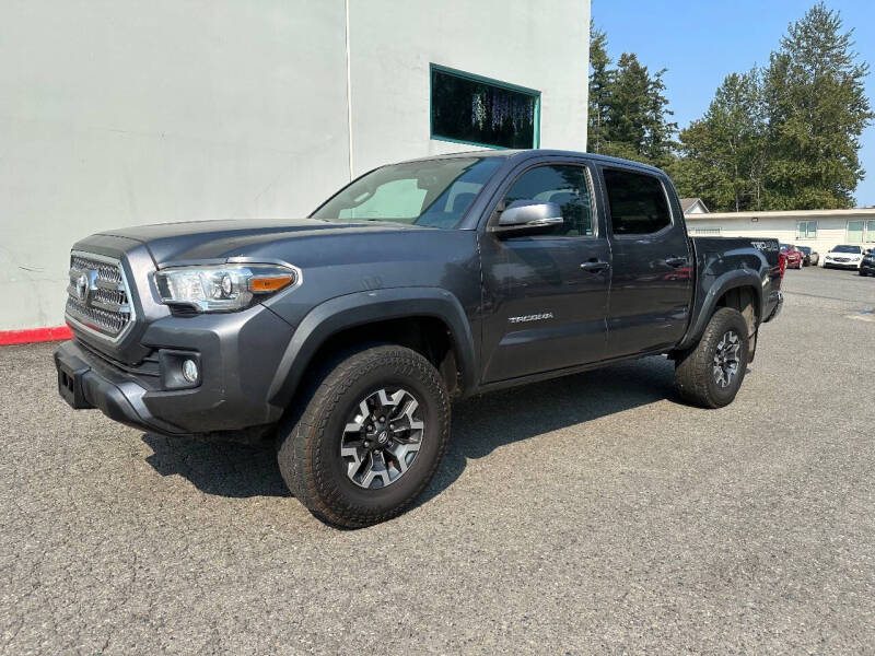 Used 2016 Toyota Tacoma SR5 with VIN 3TMCZ5AN9GM026047 for sale in Kirkland, WA