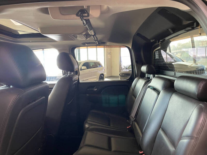 2011 Chevrolet Avalanche LTZ