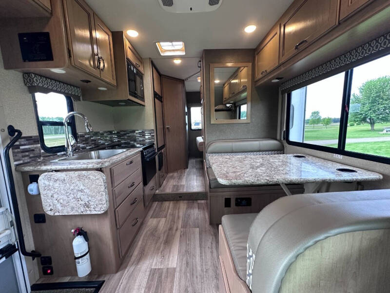 2017 Ford E-Series E-350 SD