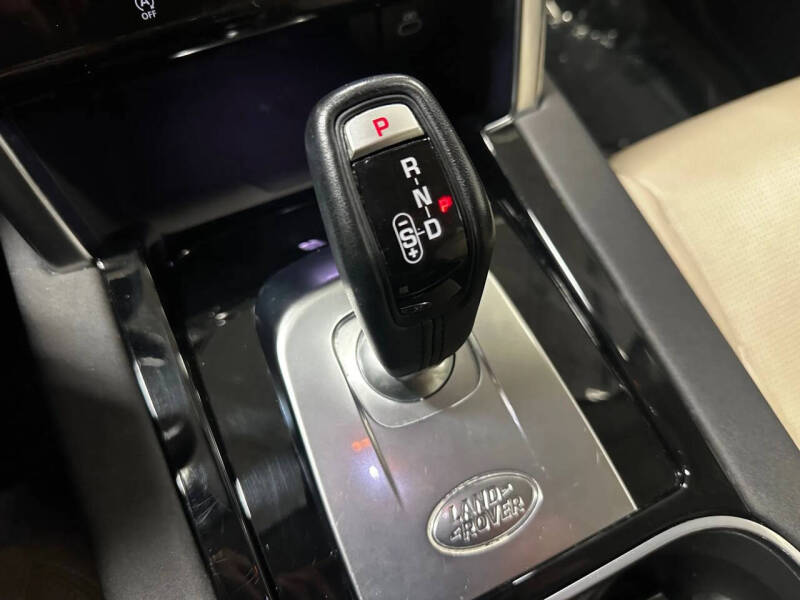 2021 Land Rover Discovery Sport P250 SE