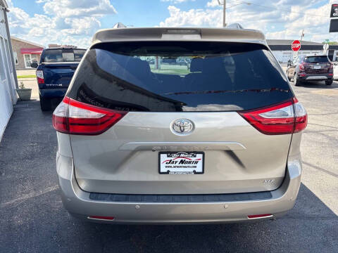 2017 Toyota Sienna