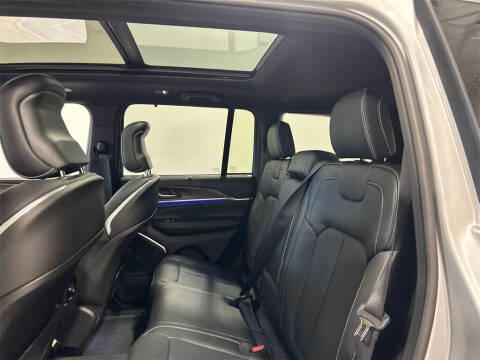 2025 Jeep Grand Cherokee Overland