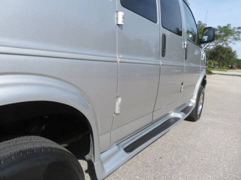 2017 GMC Savana 2500