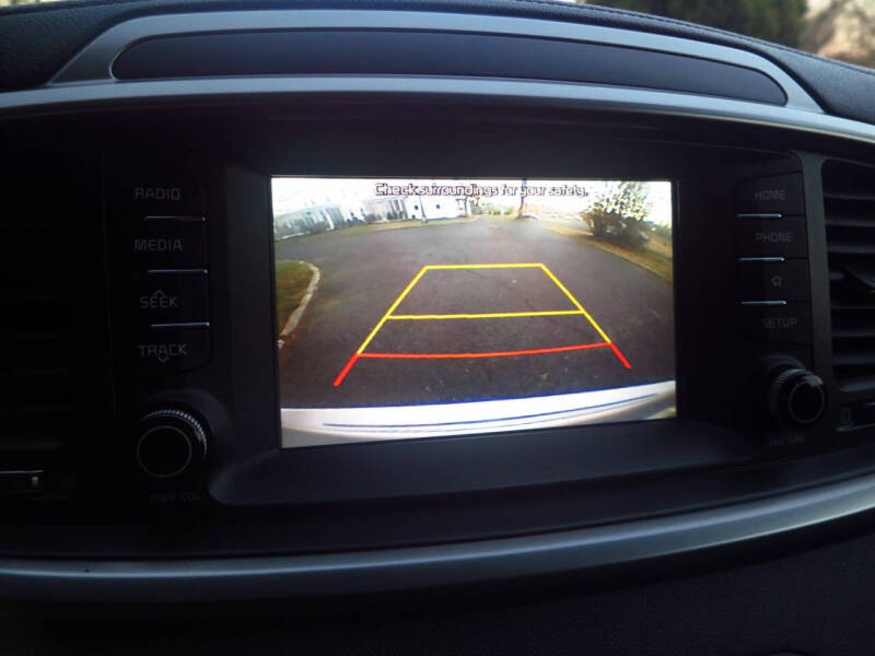 2019 Kia Sorento LX V6