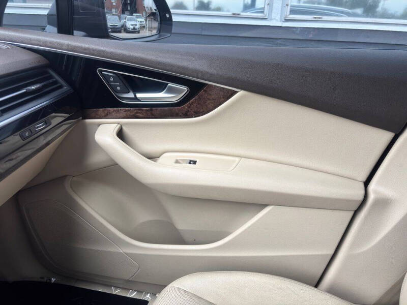 2017 Audi Q7 3.0T quattro Premium Plus