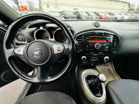 2012 Nissan JUKE SV