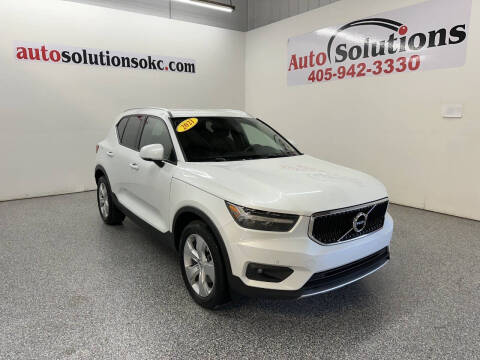 2021 Volvo XC40 T5 Momentum