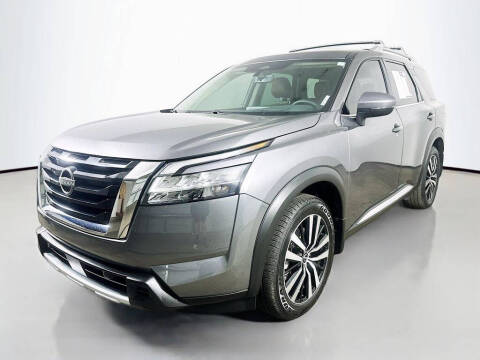 2023 Nissan Pathfinder Platinum