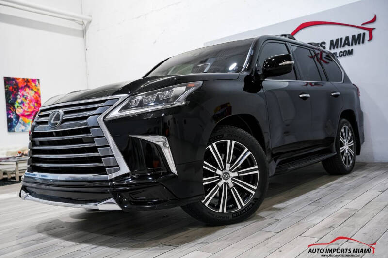 2021 Lexus LX 570 Three-Row