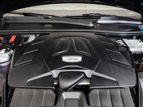 2023 Porsche Cayenne Platinum Edition