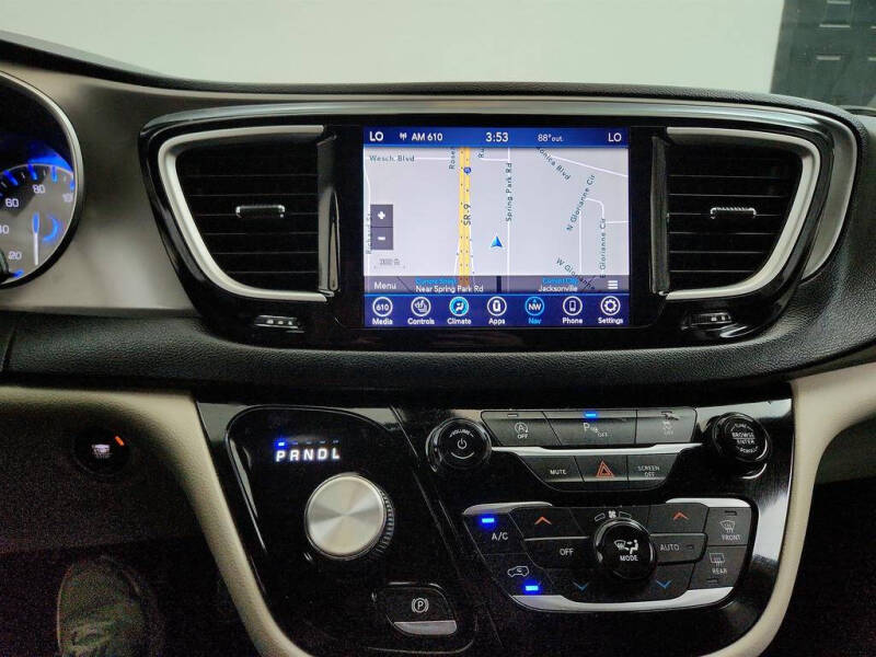 2020 Chrysler Pacifica Touring L Plus