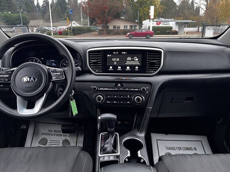 2022 Kia Sportage LX