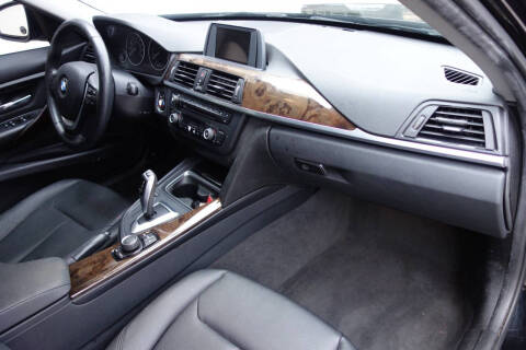 2015 BMW 3 Series 328i