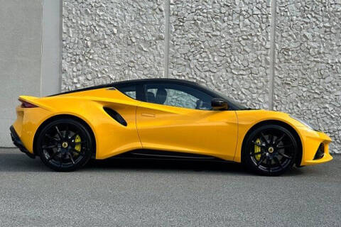 2025 Lotus Emira V6 Base