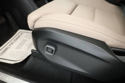 2025 Volvo EX90 Twin Plus 6P