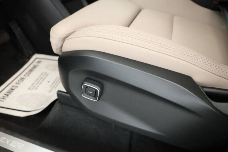 2025 Volvo EX90 Twin Plus 6P