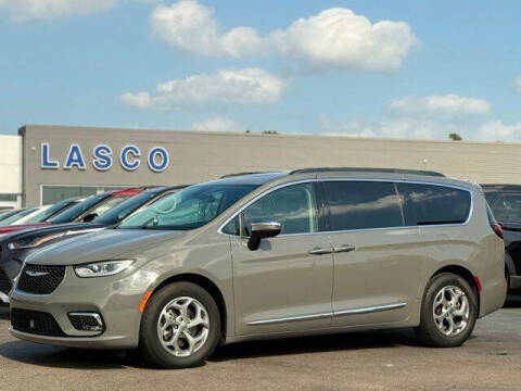 2023 Chrysler Pacifica Limited Photo