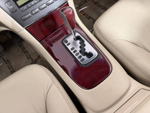 2004 Lexus ES 330