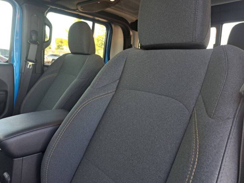 2024 Jeep Gladiator Willys