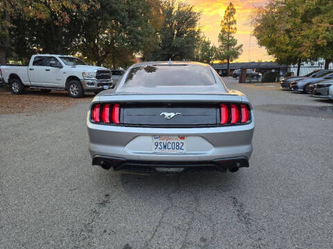 2023 Ford Mustang EcoBoost Premium