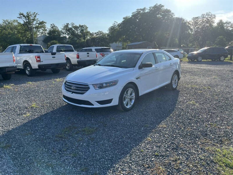 2016 Ford Taurus SE