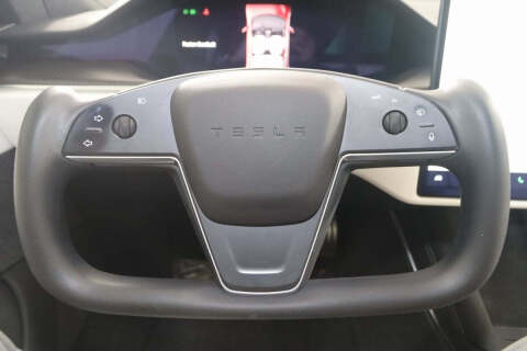 2022 Tesla Model S Plaid