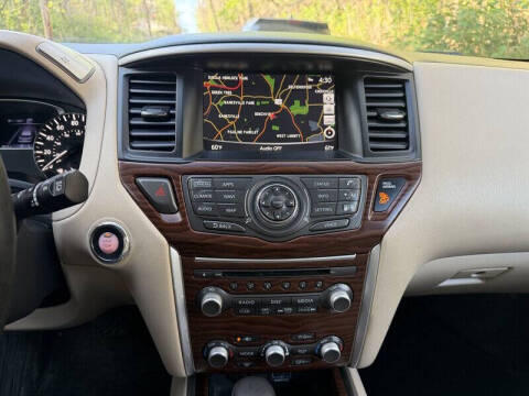2020 Nissan Pathfinder Platinum