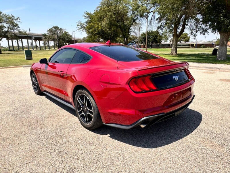 2020 Ford Mustang EcoBoost
