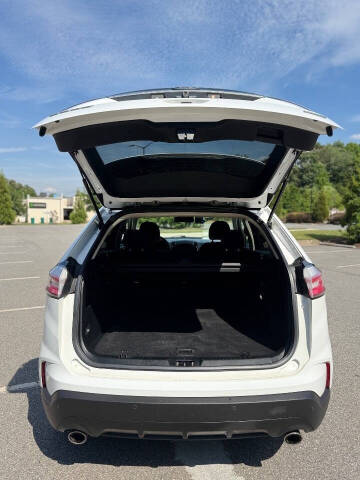 2019 Ford Edge SE