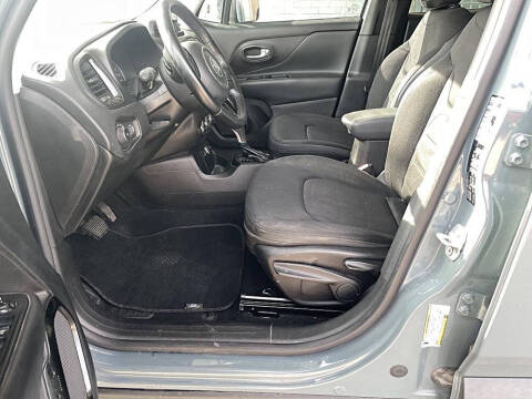 2017 Jeep Renegade Altitude