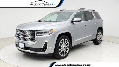 2023 GMC Acadia Denali