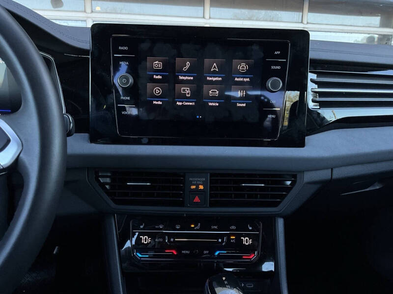 2025 Volkswagen Jetta SE