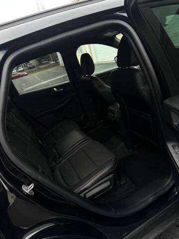 2023 Ford Escape ST-Line