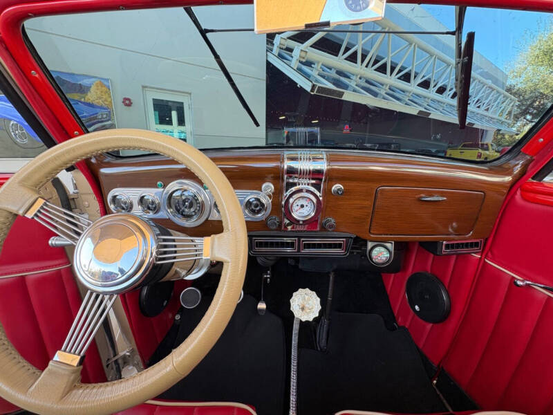 1936 Ford Model 68