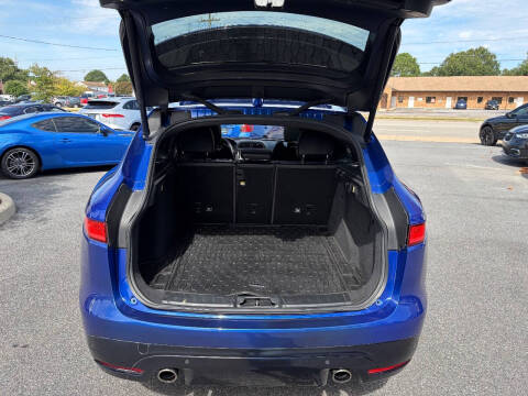 2018 Jaguar F-PACE S