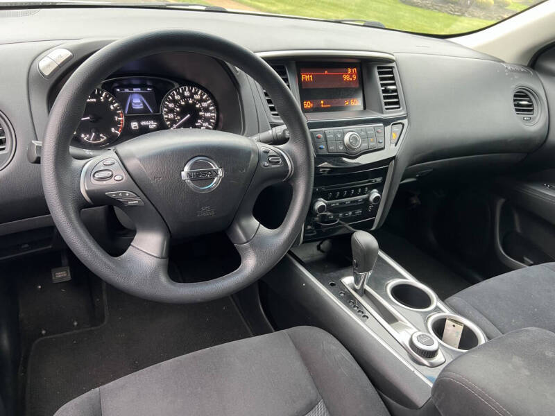 2013 Nissan Pathfinder S